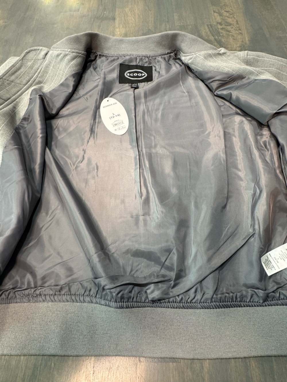 Scoop New with Tags Gray Pinstripe Pleated Skirt Size 8 & Jacket Size 12 Set - Picture 5 of 12